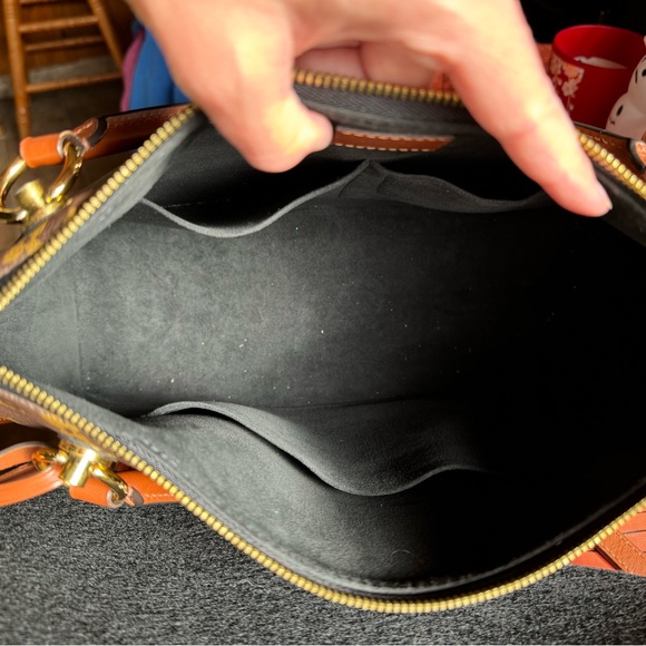 Louis Vuitton Monogram V Tote Black W Tags - Picture 2 of 16